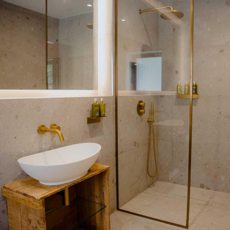The Deerstone Luxury Eco Hideaway Villa Laragh Rum bild